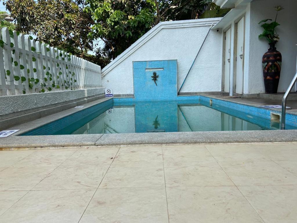 Beach Paradise Miramar Goa Panaji Exterior foto